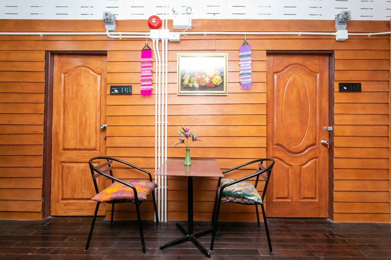 Arku'S House Hostel Τσιάνγκ Μάι Εξωτερικό φωτογραφία